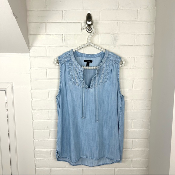 J.Crew Blue Chambray Embroidered Sleeveless Top Size 10 - Picture 1 of 9